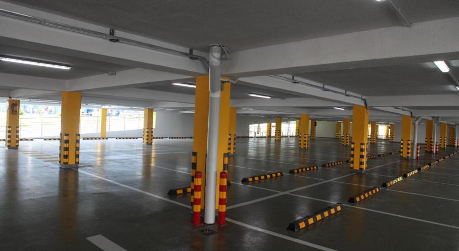 Передача машиноместа. Подземная парковка. Многоуровневая подземная парковка. Открытый паркинг. Открытый многоуровневый паркинг колесоотбойник.